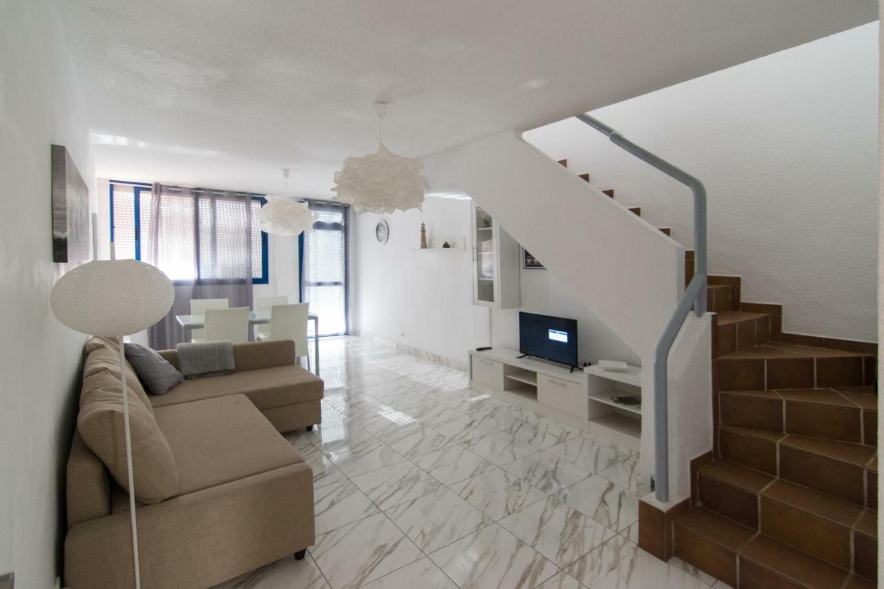 Home Queen Corralejo Bagian luar foto