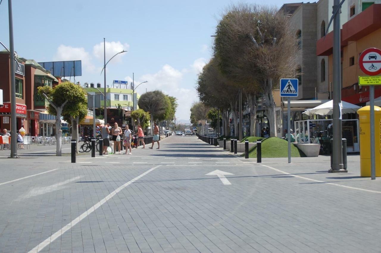 Home Queen Corralejo Bagian luar foto